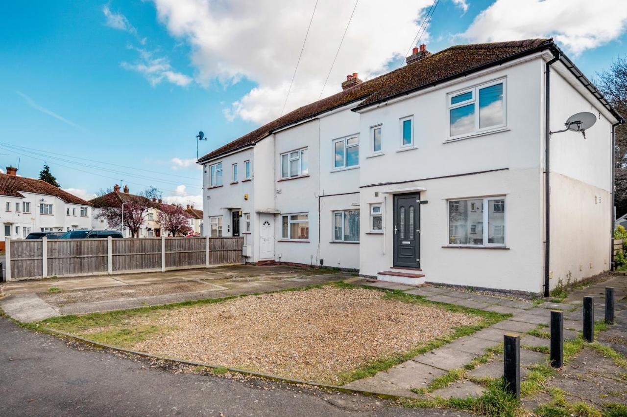 Heathrow 2-Bedroom Maisonette With Parking West Drayton  Exterior foto